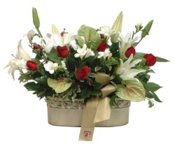 G�lba�� �i�ek sipari�i yurti�i ve yurtd��� �i�ek sipari�i  SEPET I�ERISINDE KAZABLANKA VE G�LLER