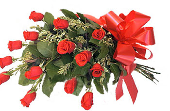  G�lba�� �i�ek kaliteli taze ve ucuz �i�ekler  9 adet kirmizi g�l buketi anneler g�n�