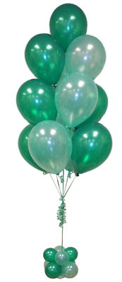 Sevdiklerinize 17 adet u�an balon demeti yollayin.   Ankara G�lba�� hediye sevgilime hediye �i�ek 