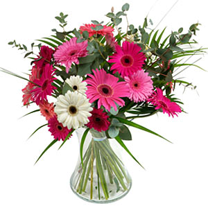 15 adet gerbera ve vazo �i�ek tanzimi  G�lba�� ankara �i�ek g�nderme sitemiz g�venlidir 