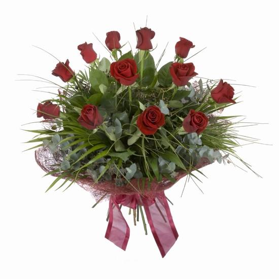 Etkileyici buket 11 adet kirmizi g�l buketi  G�lba�� �i�ek sipari�i yurti�i ve yurtd��� �i�ek sipari�i 