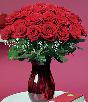  Ankara Gölbaşı hediye çiçek yolla  11 adet Vazoda Gül sevenler için ideal seçim