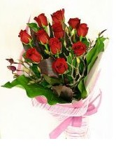 11 adet essiz kalitede kirmizi g�l  G�lba��na �i�ek , �i�ek�i , �i�ek�ilik 