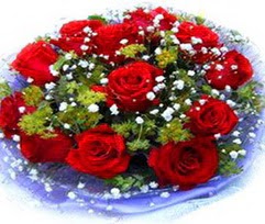 9 adet kirmizi g�llerden buket  G�lba�� anneler g�n� �i�ek yolla 