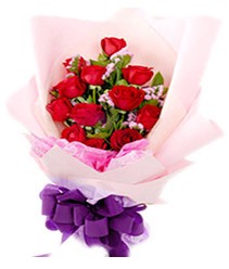 7 g�lden kirmizi g�l buketi sevenler alsin  G�lba�� �i�ek g�nder cicekciler , cicek siparisi 