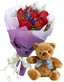 7 adet k�rm�z� g�l 15 cm boyutlar�nda ay�c�k  G�lba�� �i�ek yolla , �i�ek g�nder , �i�ek�i  