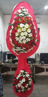  �i�ek sipari�i G�lba�� �i�ek�iler  D���n Nikah A��l�� �i�ek Modelleri