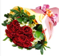 12 adet k�rm�z� g�l ve papatyalar  G�lba��na �i�ek , �i�ek�i , �i�ek�ilik 
