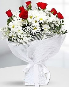 7 k�rm�z� g�l ve papatyalar buketi  G�lba�� �i�ek sipari�i yurti�i ve yurtd��� �i�ek sipari�i 