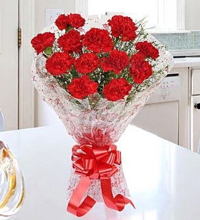 12 adet k�rm�z� karanfil buketi  Ankaradaki �i�ek�iler G�lba�� cicek , cicekci 