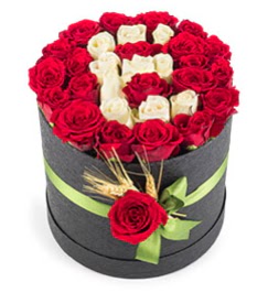41 adet kırmızı beyaz gül harfli  Ankara Gölbaşı çiçekçi uluslararası çiçek gönderme  