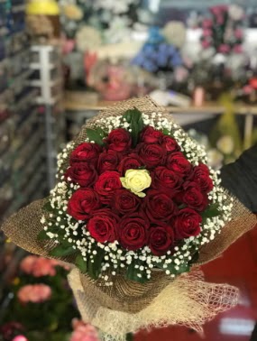 21 adet g�l s�z ni�an �i�e�i  G�lba�� �i�ek g�nder cicekciler , cicek siparisi  