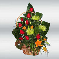 sepet i�erisinde 9 g�l ve kir �i�ekleri  G�lba�� �i�ek�iler  �i�ek sipari�i sitesi 