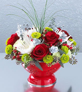  Gölbaşına çiçek , çiçekçi , çiçekçilik  Cam yada mika vazo içerisinde karisik mevsim tanzimi