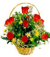9 adet gül ve sepette kır çiçekleri  Gölbaşı çiçek siparişi yurtiçi ve yurtdışı çiçek siparişi 