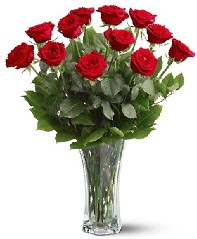 11 adet k�rm�z� g�l vazoda  G�lba�� �i�ek yolla , �i�ek g�nder , �i�ek�i  
