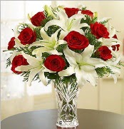 12 adet k�rm�z� g�l 2 dal kazablanka vazosu  Ankara G�lba�� hediye sevgilime hediye �i�ek 