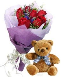 7 adet k�rm�z� g�l 15 cm boyutlar�nda ay�c�k  G�lba�� �i�ek yolla , �i�ek g�nder , �i�ek�i  