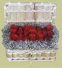  Ankara Gölbaşı çiçek gönderme  Sandikta 11 adet güller - sevdiklerinize en ideal seçim